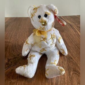 Authentic TY Beanie Babies 2004 Signature Bear, circa 2004. NWT.
